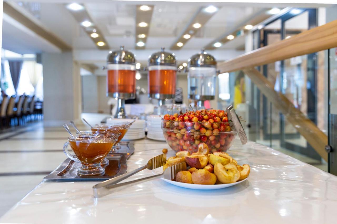 Truskavets 365 Hotel Ngoại thất bức ảnh