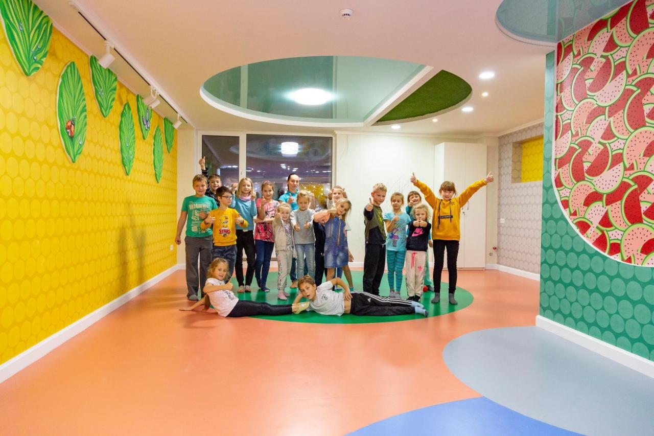 Truskavets 365 Hotel Ngoại thất bức ảnh