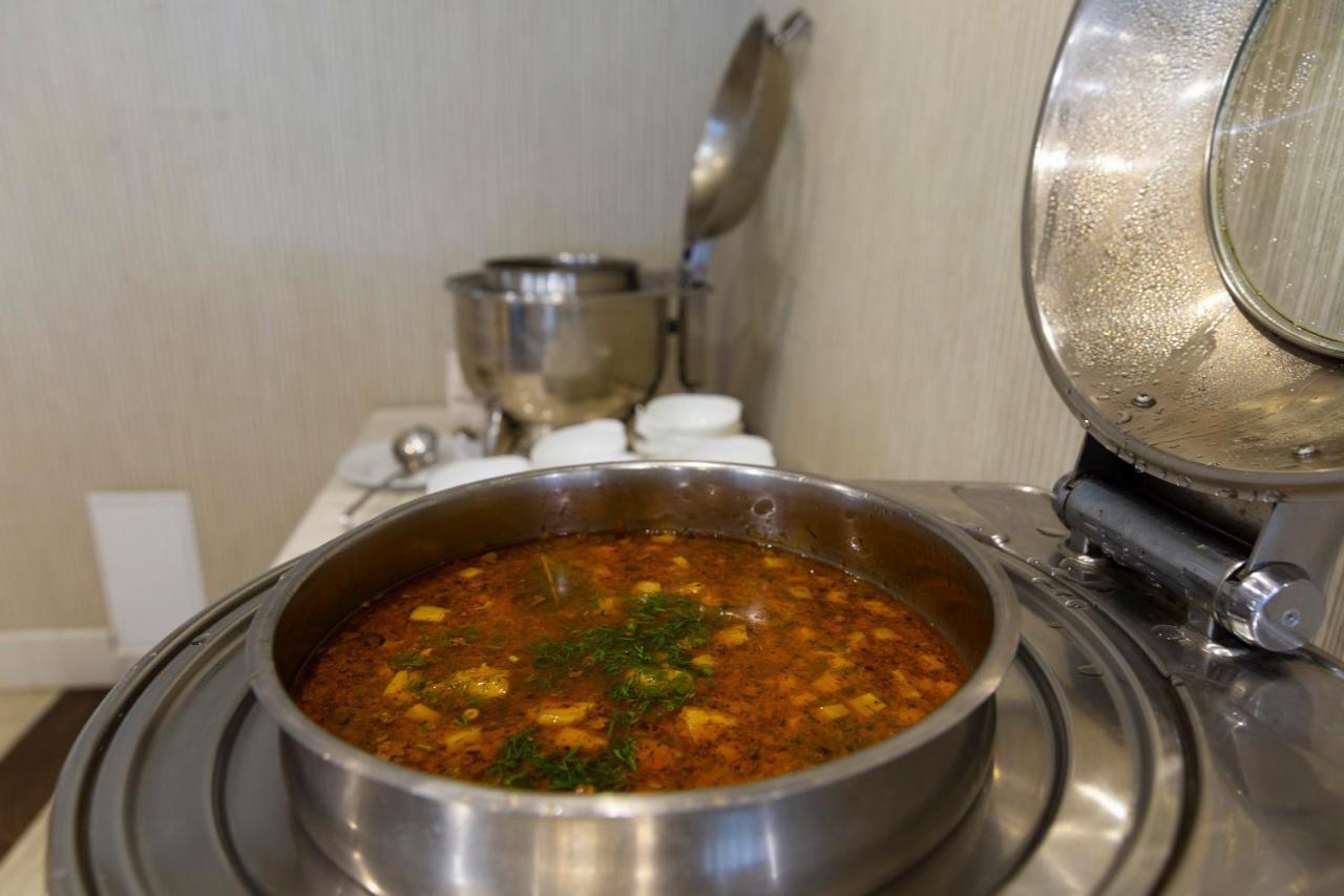 Truskavets 365 Hotel Ngoại thất bức ảnh