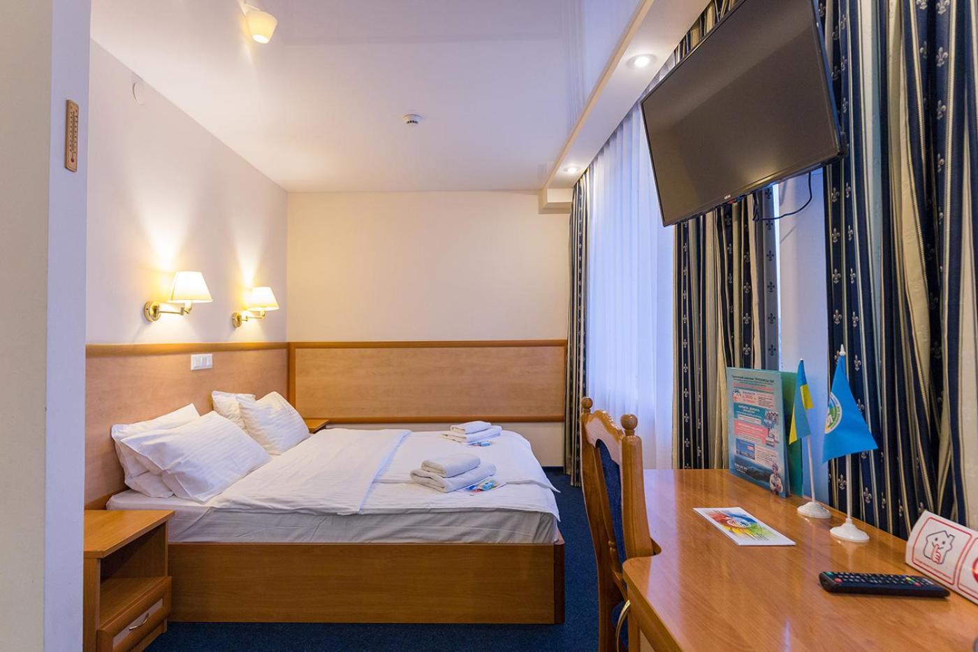 Truskavets 365 Hotel Ngoại thất bức ảnh