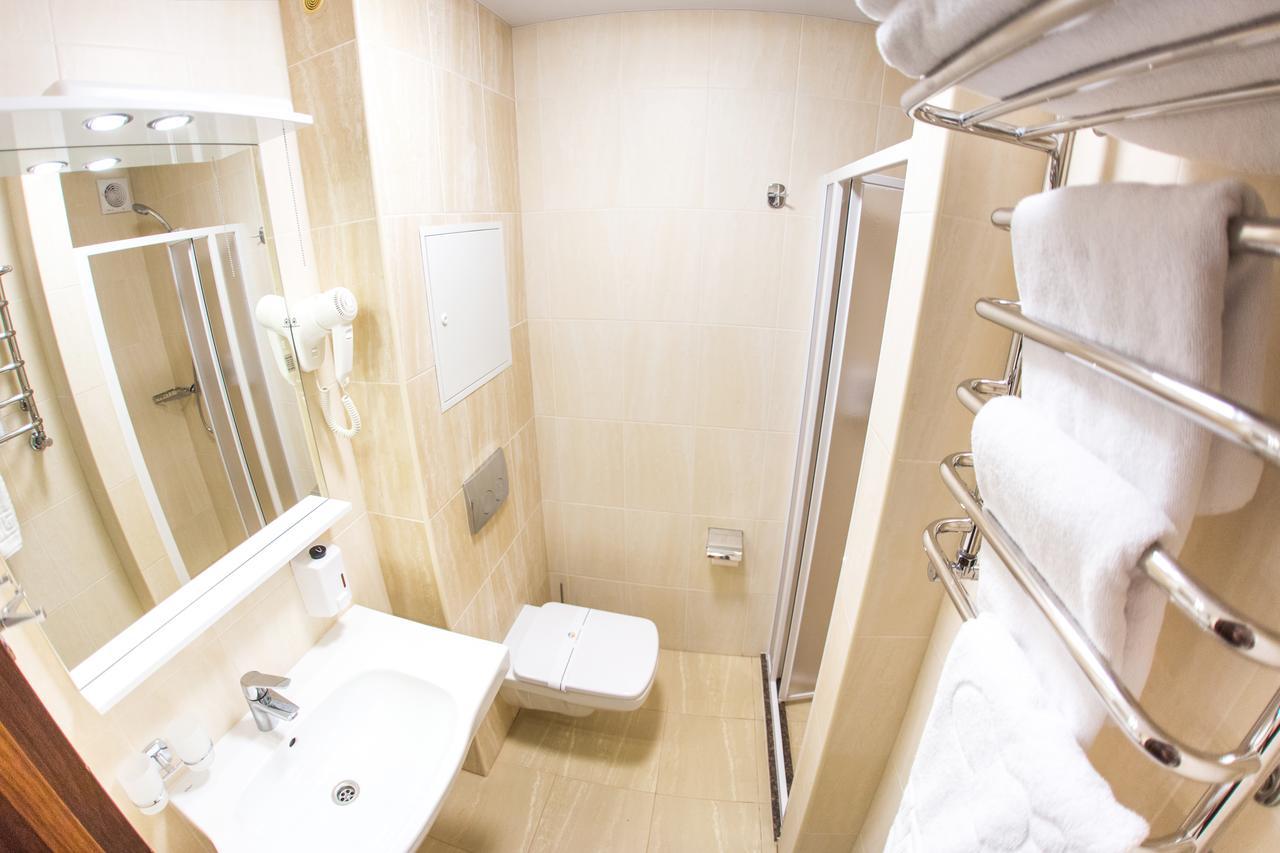 Truskavets 365 Hotel Ngoại thất bức ảnh