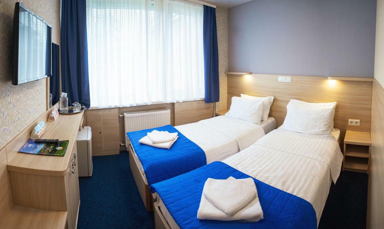 Truskavets 365 Hotel Ngoại thất bức ảnh